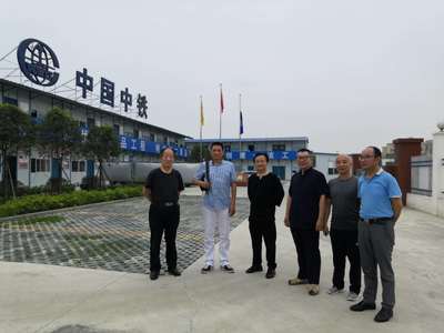 四川文化網藝術送溫暖，文藝交流活動走進中鐵二局四公司溫江閱湖和庭項目部